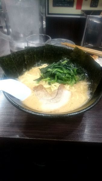 「ラーメン 醤油 かため 海苔」@横浜家系ラーメン 上昇気流の写真