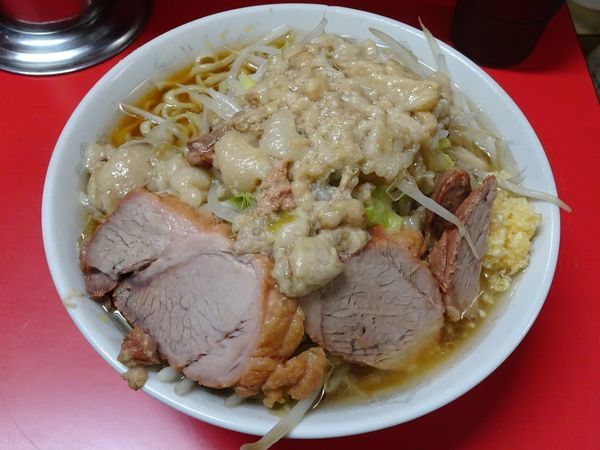 「小ラーメン（700円）ヤサイニンニクアブラ」@ラーメン二郎 上野毛店の写真