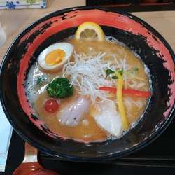 極海老鶏白湯そば