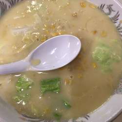 会津牛乳らーめん660円