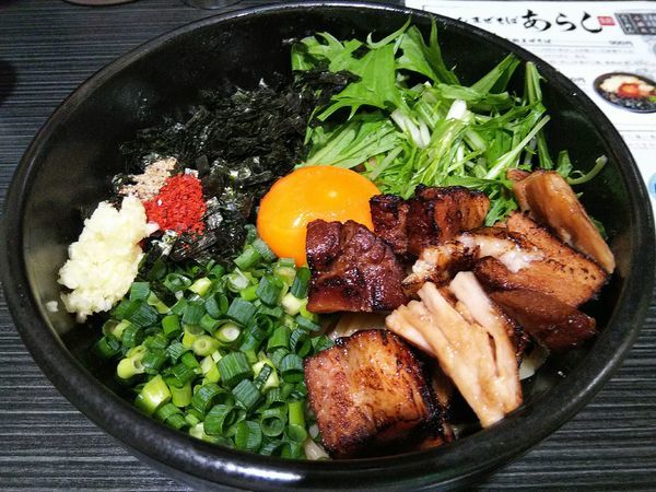 「看板まぜそば ※ニンニク入り」@らーめんまぜそば あらし 錦本店の写真