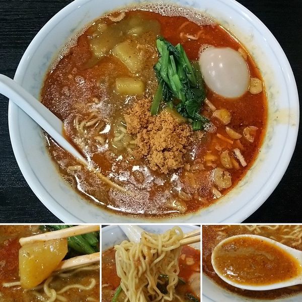 「カレー担々麺(極辛)＋味玉＝900円」@桃天花の写真
