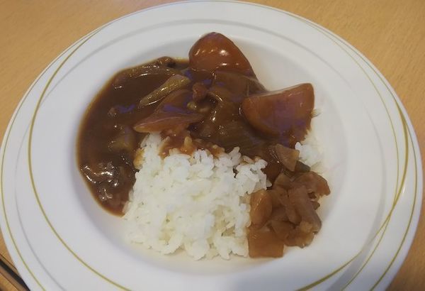 「ハーフカレー175円」@大衆食堂 半田屋 多賀城店の写真