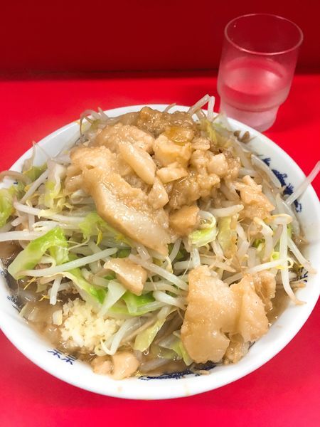 「小豚麺半分ニンニクアブラ」@ラーメン二郎 松戸駅前店の写真