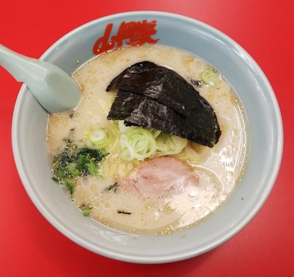 「塩ラーメン中盛770円」@ラーメン山岡家 山形西田店の写真