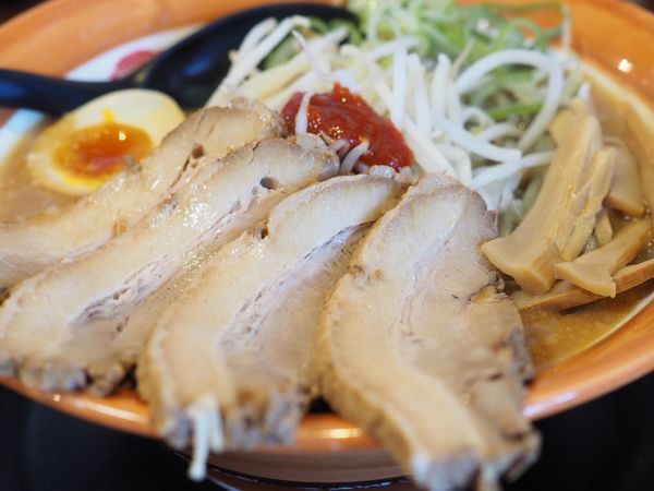 「八玄味噌 チャーシュー3枚トッピング」@むげん 茂原店の写真