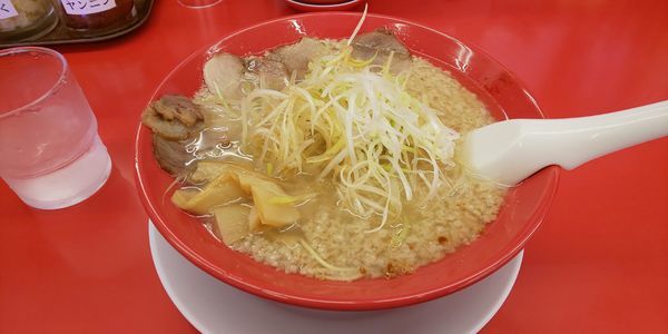 「『期間限定』白ネギラーメン」@ラーメン 魁力屋 東久留米店の写真