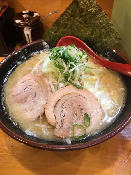 「豚骨ラーメン」@一本屋の写真