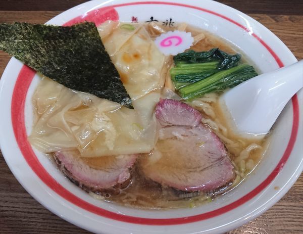「ワンタン麺」@青竹平打ち中華そば 麺壱吉兆の写真