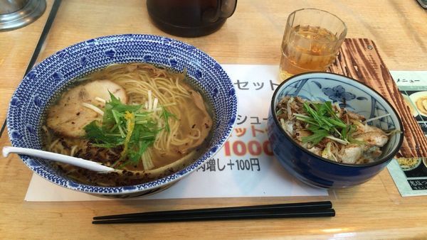 「鬼塩ラーメン+チャーシュー丼」@鬼そば 藤谷の写真