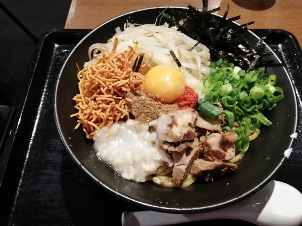 「ジャンクまぜそば（限定）」@三ツ矢堂製麺 川越店の写真