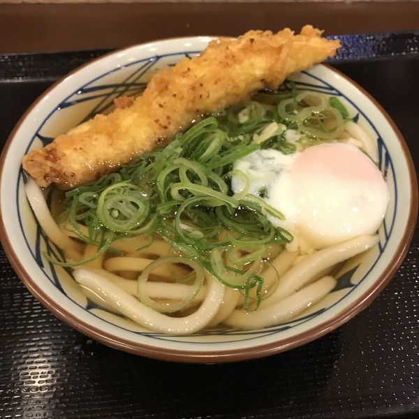 「親子うどん（￥220）※」@丸亀製麺 カレッタ汐留店の写真