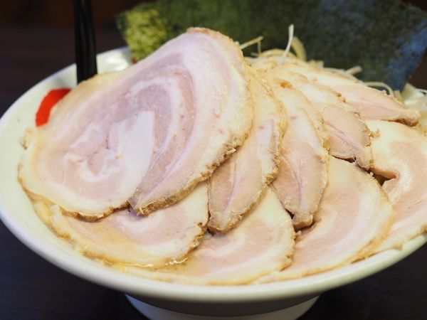 「醤油ネギラーメン」@横浜家系ラーメン 吟家 いすみ大原店の写真