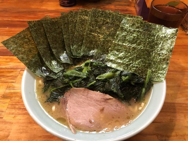 「ラーメン＋ほうれん草＋のり」@洞くつ家の写真