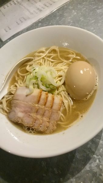 「味玉らぁめん (塩) 880円」@らぁめん家 有坂の写真