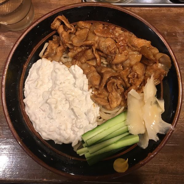 「凄い冷やし中華 300g」@立川マシマシ OGKB店の写真