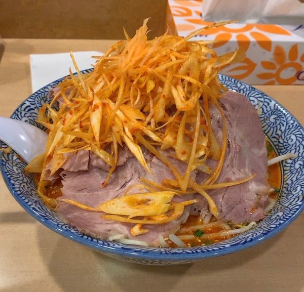 「L辛ネギ味噌チャーシュー」@めん丸 仁戸名店の写真