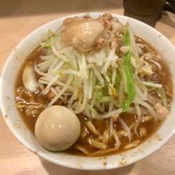 味玉ラーメン850円 脂マシ