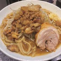 ラーメン大盛り900円 脂マシ