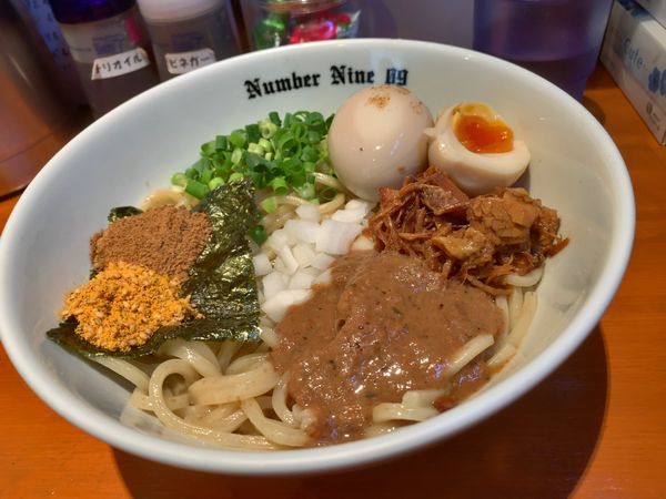 「油そば＋味玉」@麺Dining Number Nine 09の写真