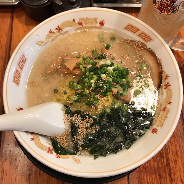 「函館塩ラーメン」@北海道らーめん 味源 立川北口店の写真