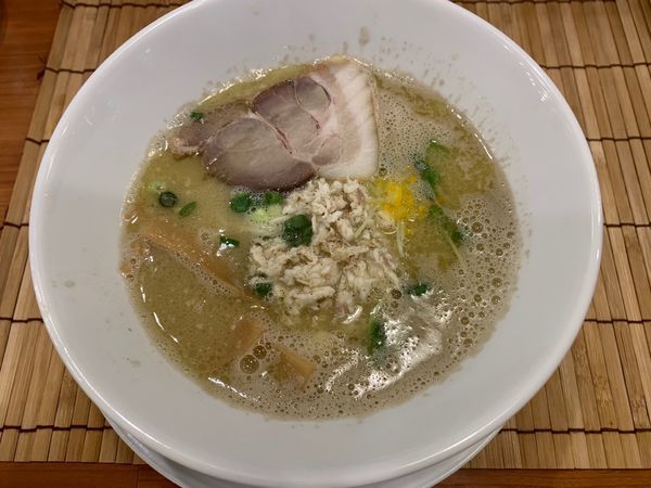 「濃厚鯛塩ラーメン」@鯛塩らーめん 狛龍の写真