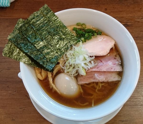 「特製醤油らーめん」@Trigo(トリーゴ)の写真