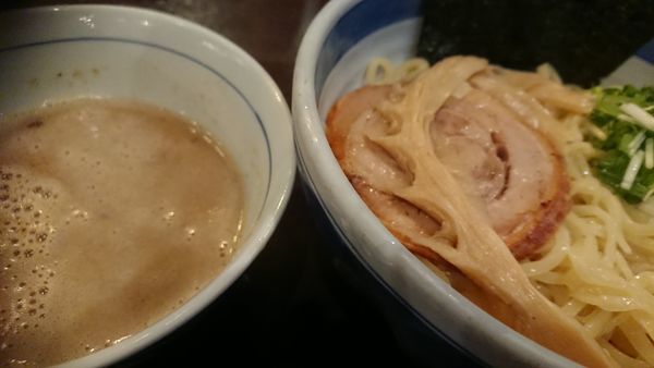 「濃厚煮干しつけそば（限定１日２０食）＋大盛り」@東京駅 斑鳩の写真