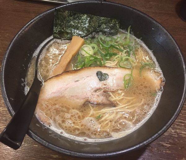 「ラーメン」@中華そば うづまきの写真