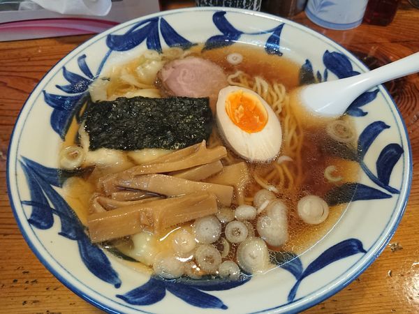 「ワンタンメン 700円」@郷土料理 きくやの写真
