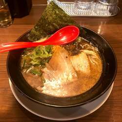 豚骨黒焦がしニンニク