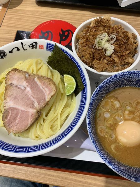 「濃厚味玉つけ麺」@つじ田 ららぽーと富士見店の写真