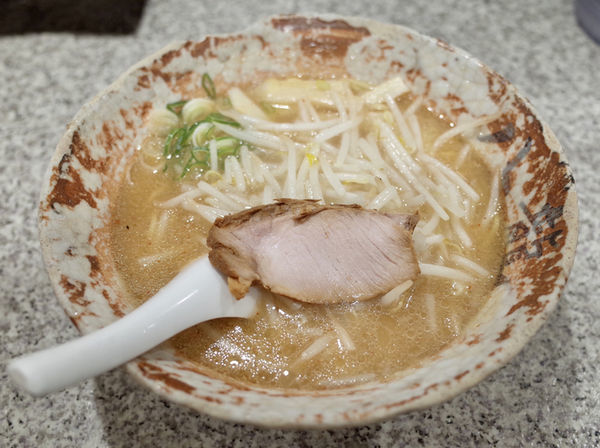 「みそラーメン…800円」@八龍 千代田店の写真
