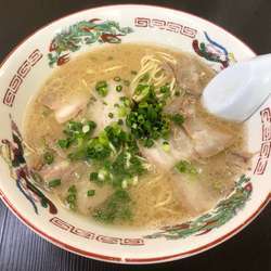 ラーメン（叉焼、替え玉×２）
