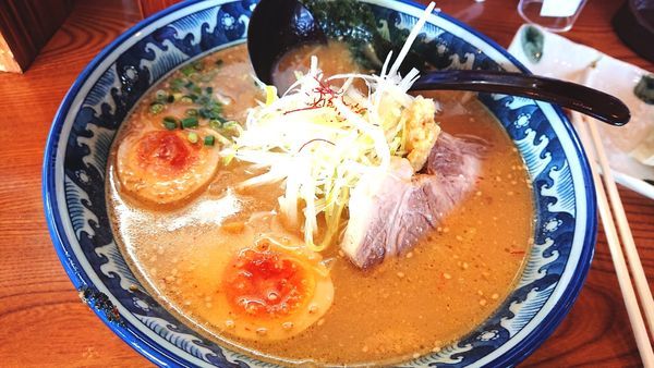 「白味噌ラーメン (味玉子トッピング)」@小樽らーめん豆の木 我孫子店の写真