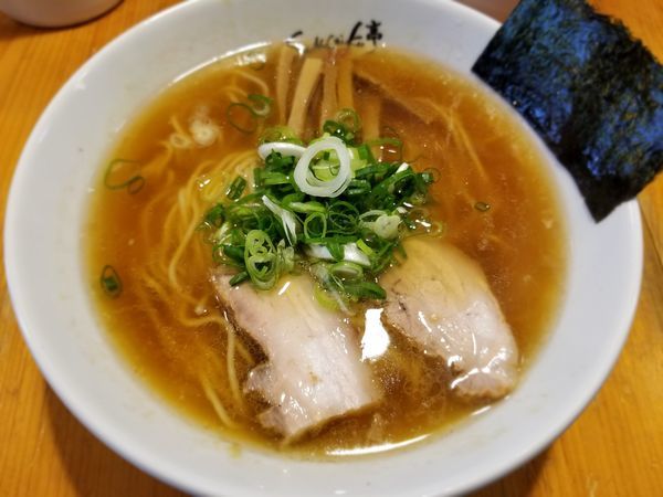 「醤油ら〜めん」@ShiNaChiKu亭の写真