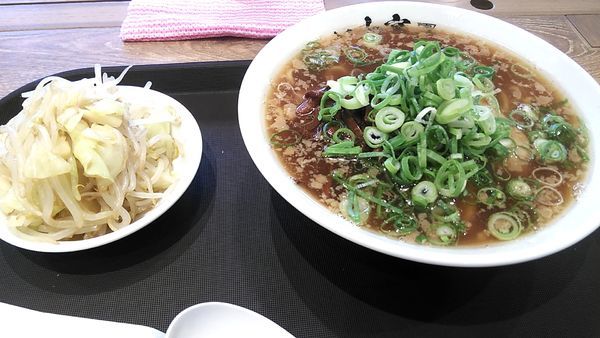 「醤油ラーメン　野菜」@らーめん食堂 あの小宮の写真