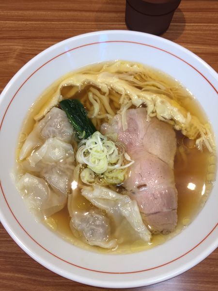 「白だし醤油ら〜めん」@ら〜麺 安至の写真