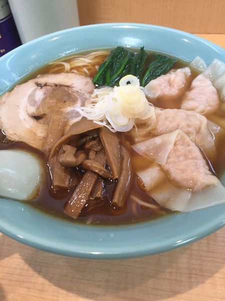 「ラーメン+ワンタン」@らーめん 風花の写真