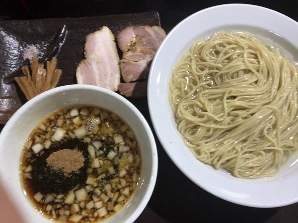 「限定：昆布水つけ麺800円」@中華そば 弥栄の写真