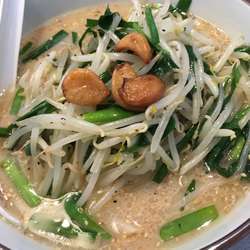 ニラもやしラーメン（塩）