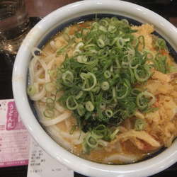 うま辛坦々うどん得盛り850円(クーポンで50円引800円)