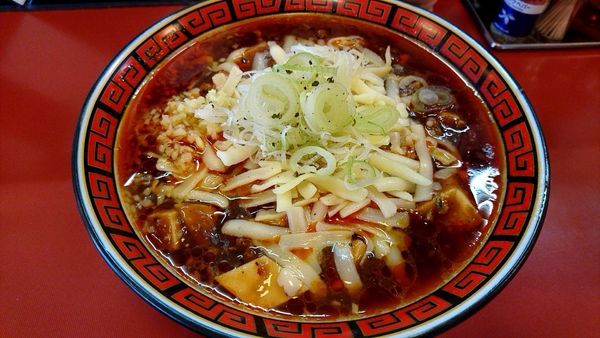 「チーズマーボー麺　890円」@中華そば 華丸の写真