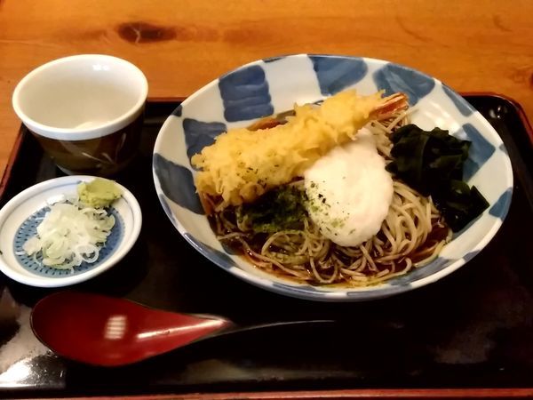 「ぶっかけ天とろそば(並盛)950円」@そば処 きのえねの写真