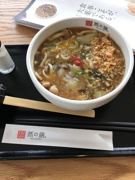 「フカヒレ入り野菜醤油ラーメン」@然の膳の写真