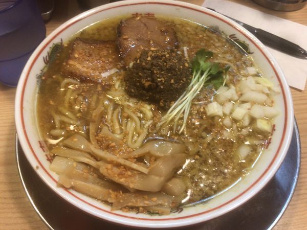 「カレーなアブラ煮干そば＋味玉：980円」@煮干そば 流。の写真