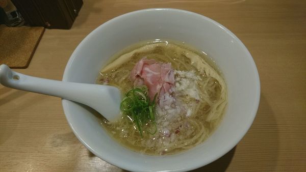 「らぁ麺_800円」@らぁ麺 鳳仙花の写真