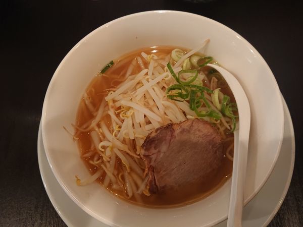 「醤油ラーメン」@博多ラーメン プラスてんの写真