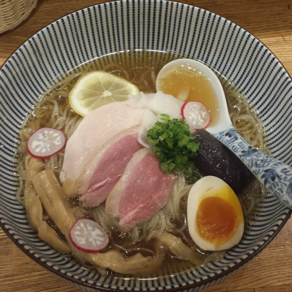 「冷やし出汁そば880円」@中華そば きなりの写真