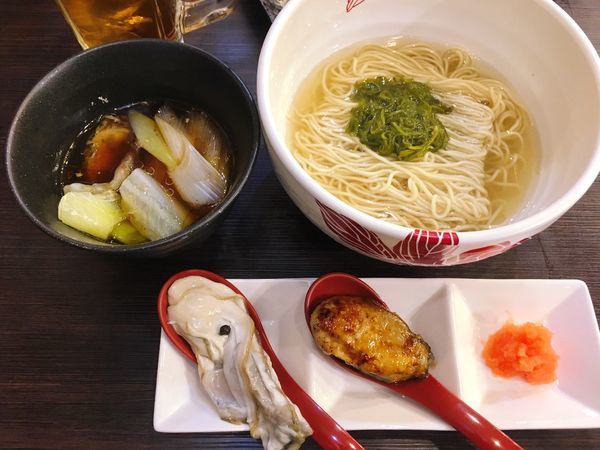 「居酒屋限定 牡蠣とめかぶのつけそば」@麺処 あす花の写真